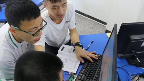 汽車電子技術應用專業 引領未來出行的北斗智能駕駛與物聯網技術服務